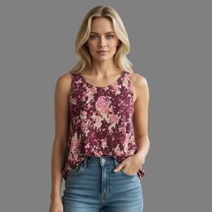 Old Navy Burgundy floral tank top Size Large